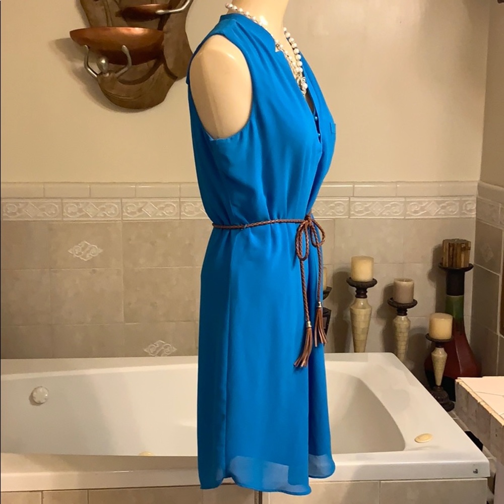 Dress - Picture 3 of 6